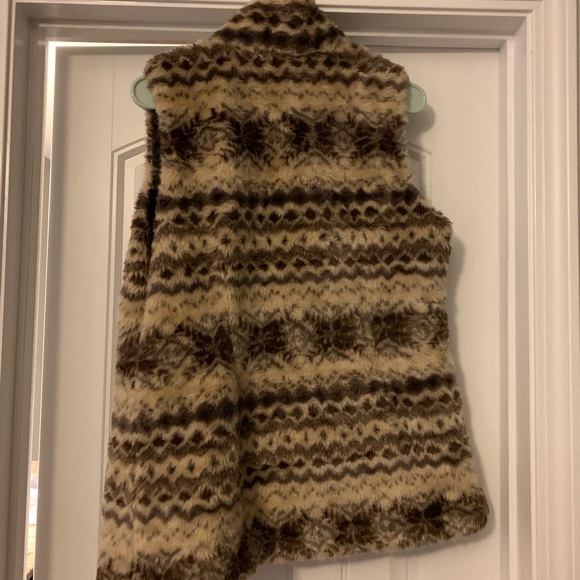 Vest- Forever 21 - Picture 3 of 3